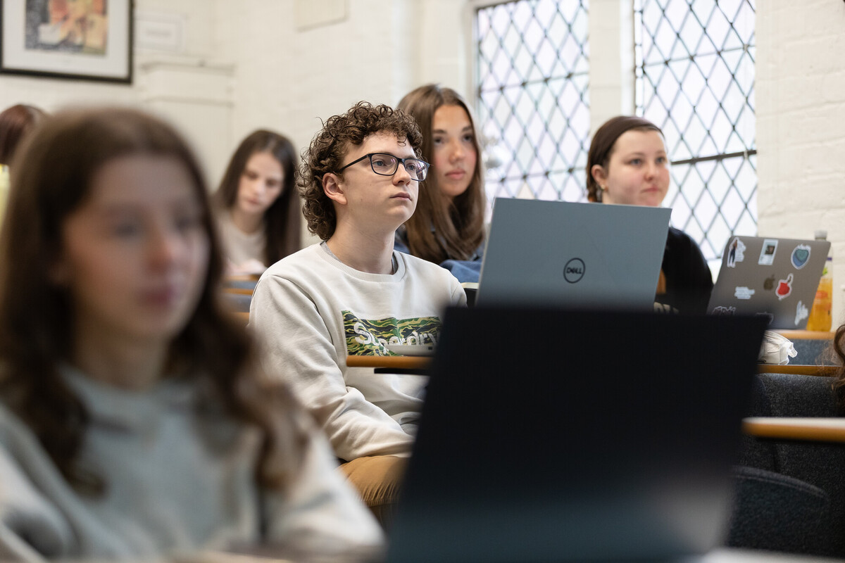 English students in lecture room.