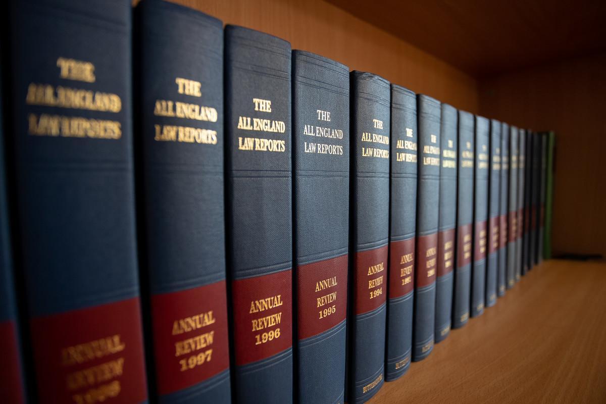 Course image for Law LLB (Hons)
