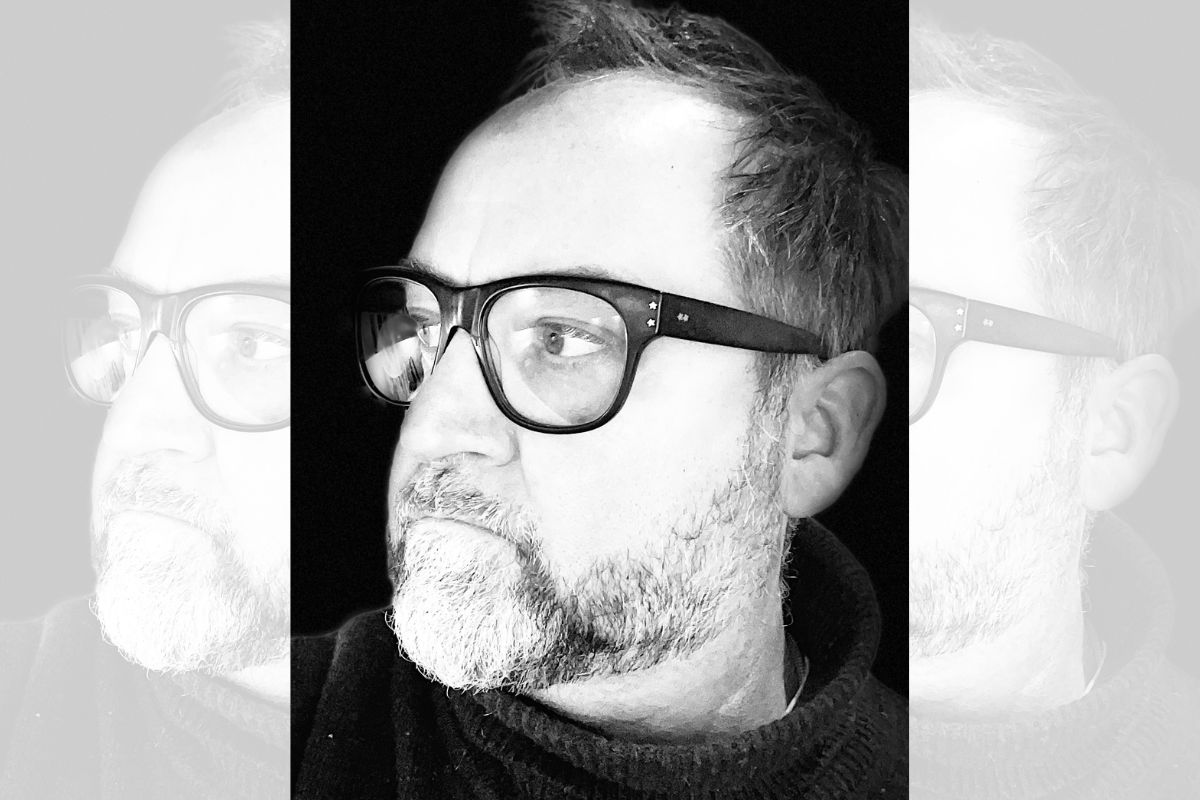 Headshot of Dr Simon Morrison.