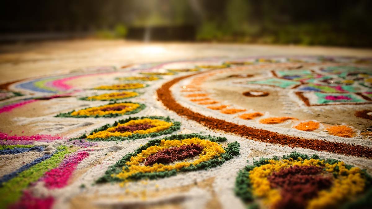 Colourful sands in pattern