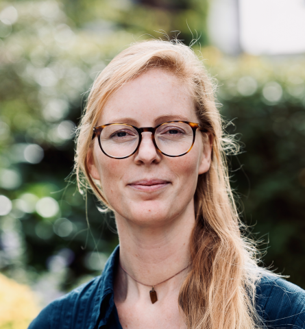 Dr Virginia Harvey